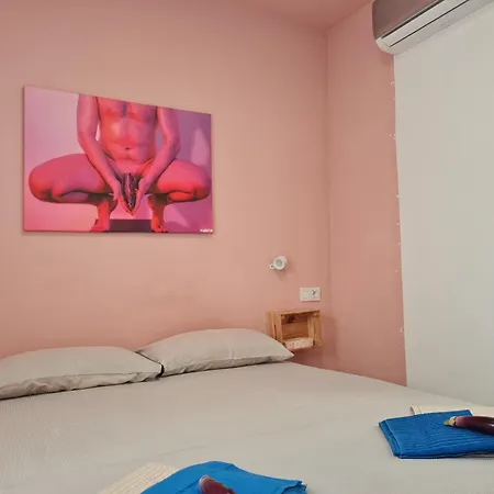 Maracuya House - Men Only Гостьовий будинок *