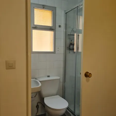Гостьовий будинок Maracuya House - Men Only *
