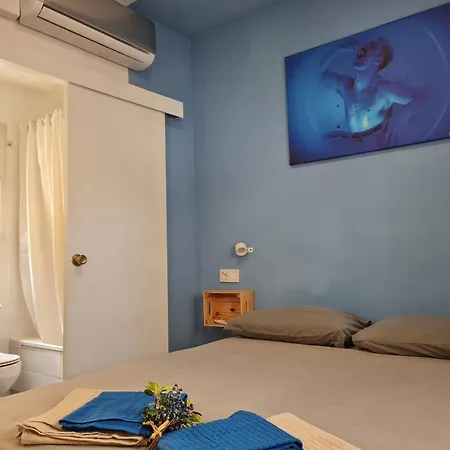 Maracuya House - Men Only بيت ضيافة توريمولينوس