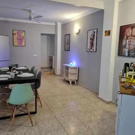 Maracuya House - Men Only 3* Торремолінос